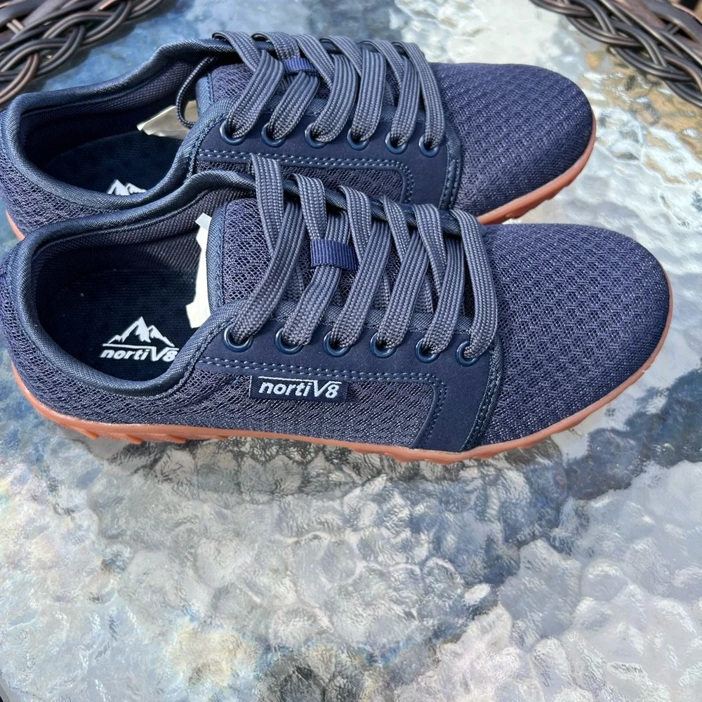 Women, men, water shoes, size 6, barefoot, quick drying beach, hiking fishing